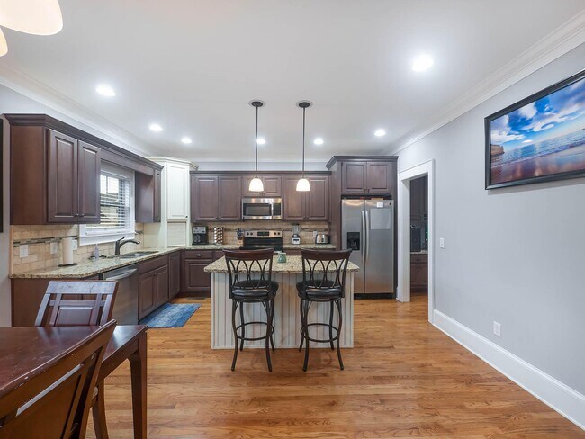 Kitchen 3 - 6850 Neville Dr