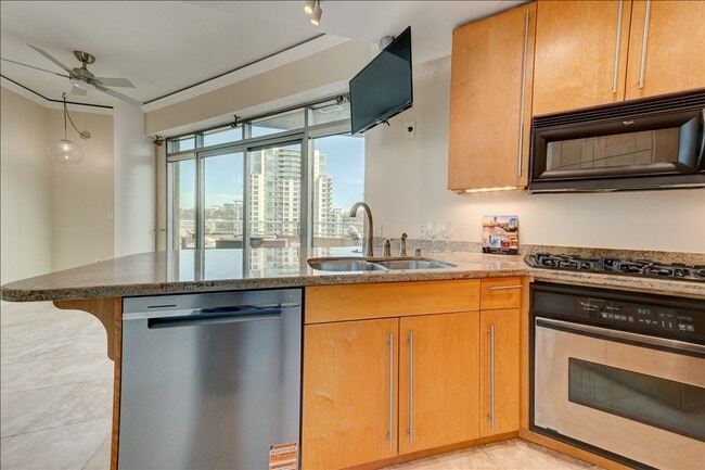 Foto del edificio - 801 Ash St