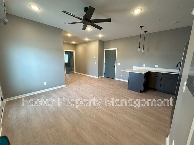 Foto del edificio - 970 N 3rd St