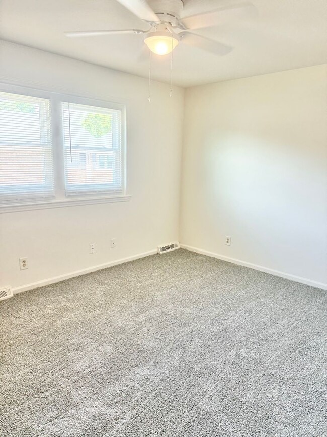 Foto del edificio - Adorable 2 Bedroom Convenient to I-29, Shopping & More!