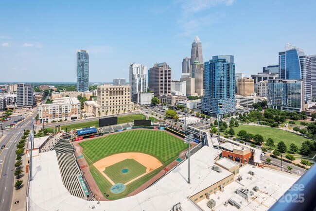 Foto del edificio - 401 S Graham St