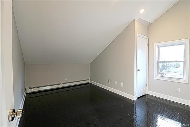 Foto del edificio - 3 bedroom in New Rochelle NY 10801