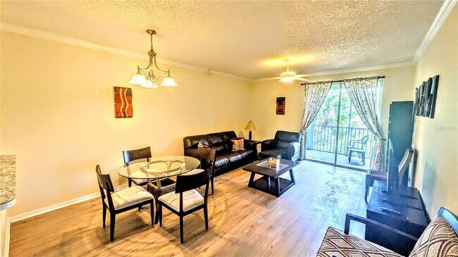 Foto del edificio - 5711 Bentgrass Dr