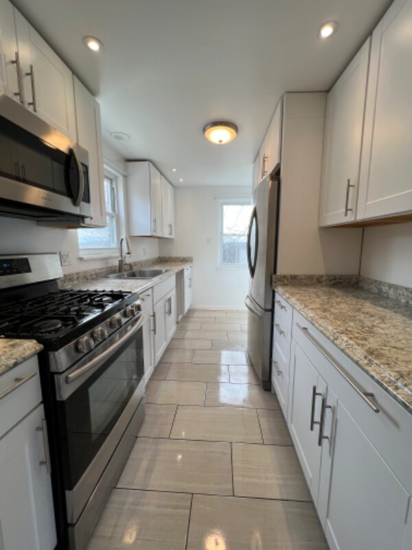 Building Photo - 358 Bost Dr