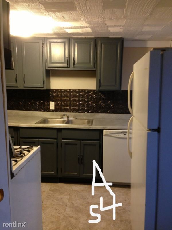 Primary Photo - 3 br, 2 bath House - 229 Plum