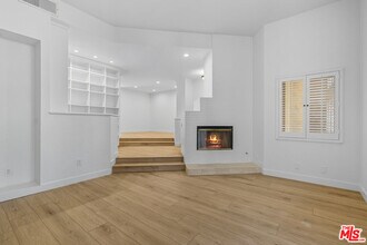 Building Photo - 18730 Hatteras St