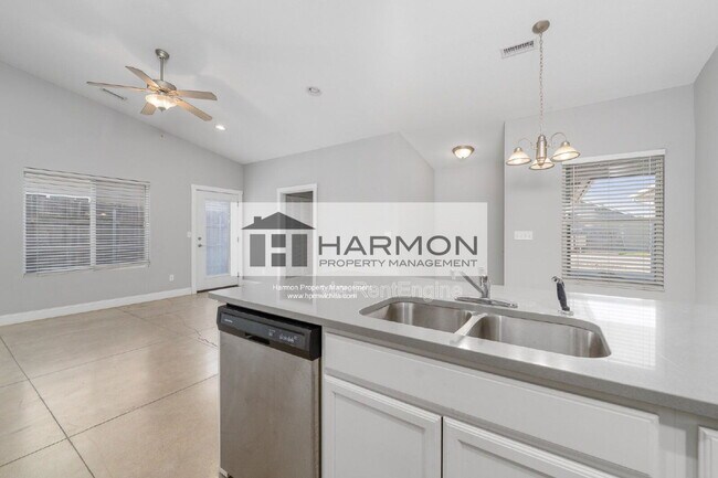 Foto del edificio - 5326 N Hillside St