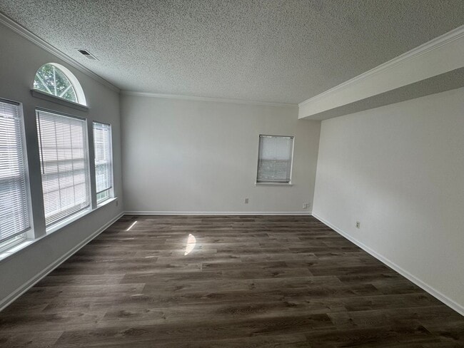 Building Photo - 1715 Golden Heights Ct