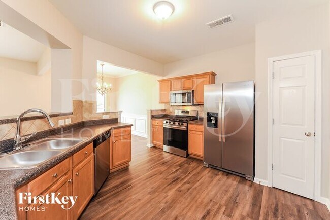 Foto del edificio - 5440 Crestwick Wy
