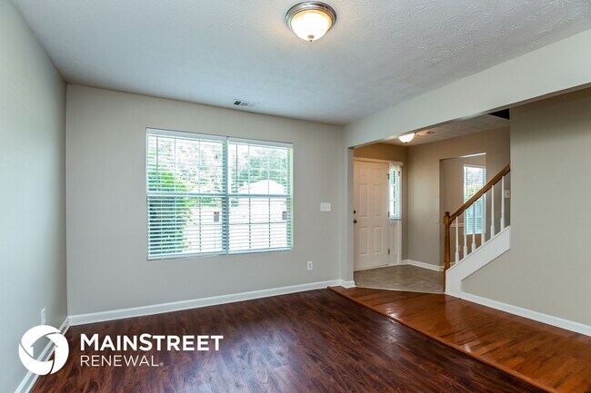 Foto del edificio - 1305 Sandybrook Ct