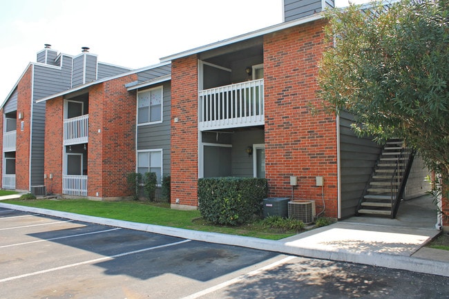 Salem Creek Apartment Homes Apartments San Antonio Tx