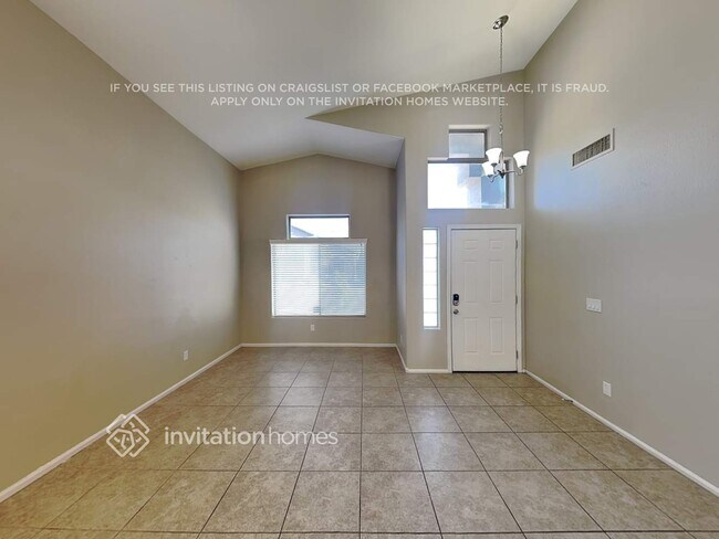 Foto del edificio - 12559 W Medlock Dr