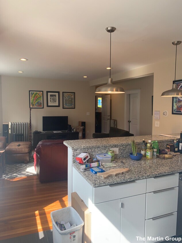 Foto principal - 102 Morrison Ave
