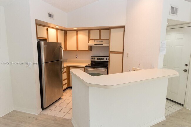 Building Photo - 12510 Vista Isles Dr