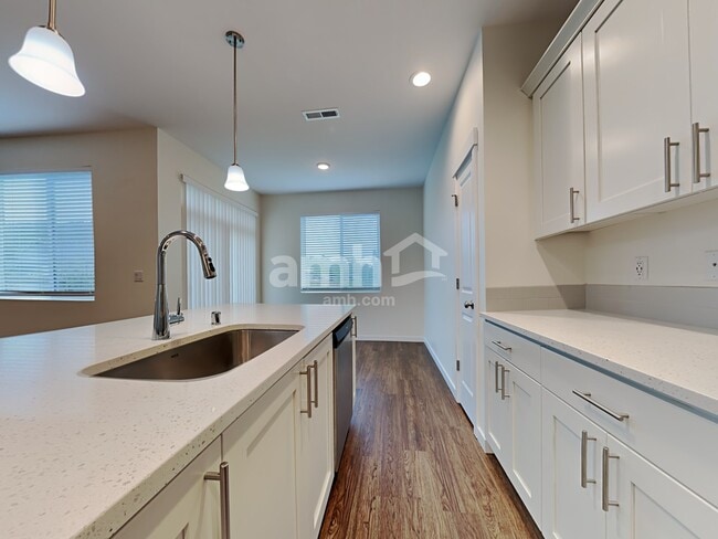 Foto del edificio - 1013 NE 11th Way