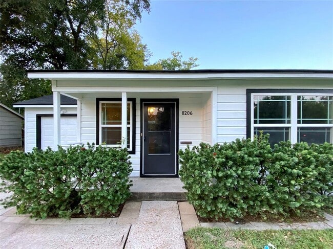 Building Photo - 8206 Montridge Dr
