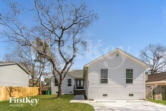 Building Photo - 8618 Valley Song Dr