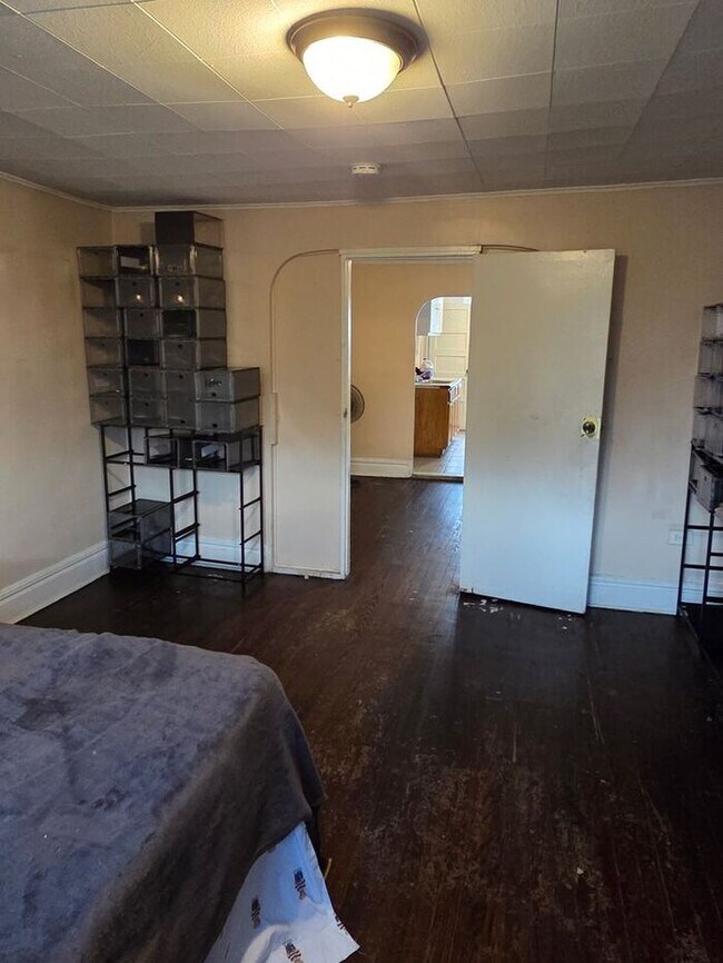 Foto del edificio - 3rd FL apt with private entrance, off St. ...