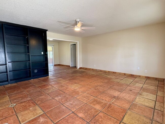 Building Photo - 3/2 Jensen Beach Home with fenced yard and no HOA