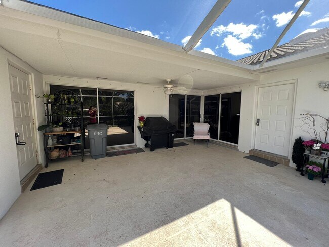 Building Photo - 11102 Myrtle Oak Ct