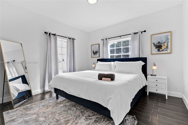 Foto del edificio - 2315 SW 17th St