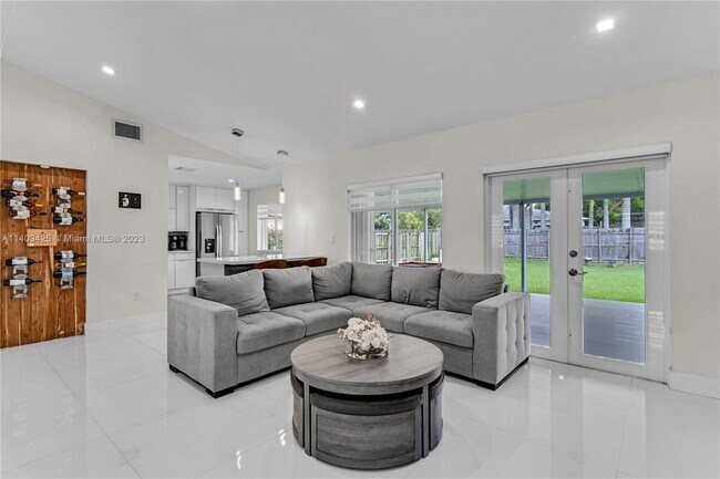 Foto del edificio - Gorgeous 3bd/2br Home in Homestead