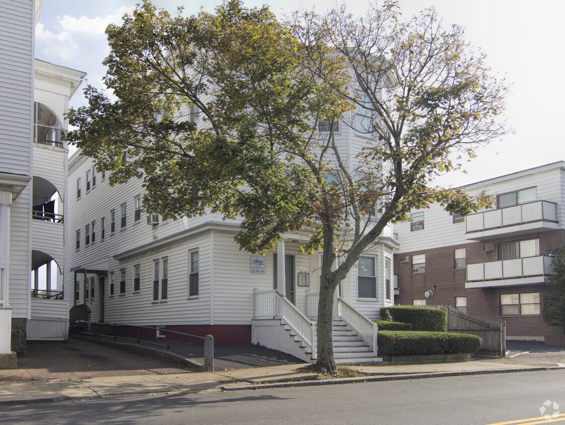 Primary Photo - 50 Lewis St