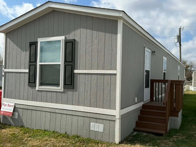 Foto del edificio - 114 Shady Grove Dr