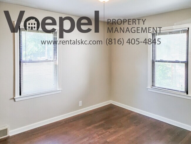 Building Photo - 3 Bedroom 1 Bath KC Rental Home