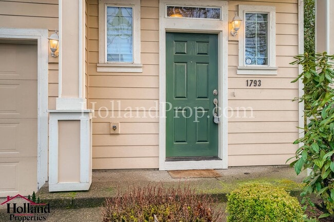 Building Photo - Beautiful Hillsboro Home in Great Location...