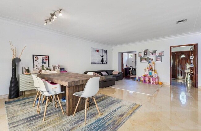 Photo - 1815 Daytonia Rd House