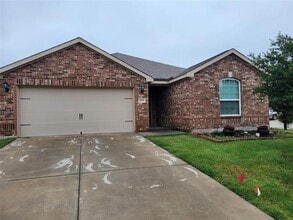 Building Photo - 1200 Lombardy Dr