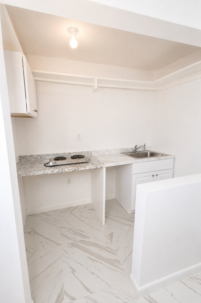 Foto del edificio - 3881 E 9th Ln