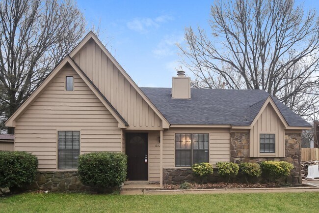 Building Photo - 6525 Bald Cypress Cove