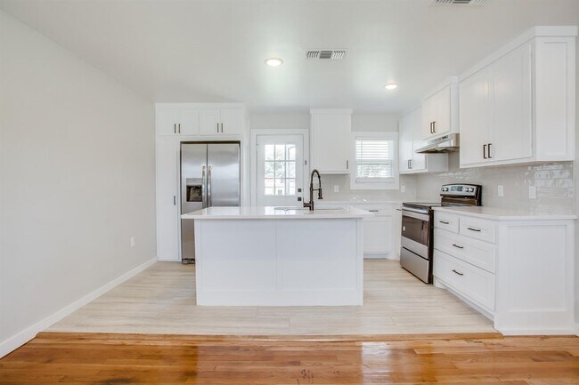 Foto del edificio - 4002 25th St