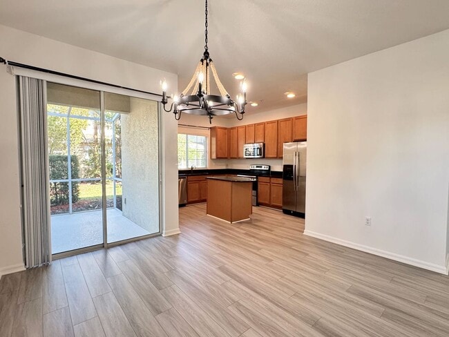 Foto del edificio - Renovated 3/2.5 Townhome with Office/Flex Space (Corner Unit) Winter Park!