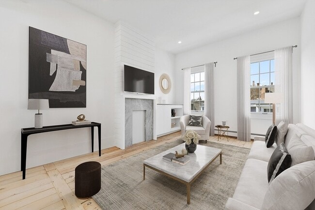 Photo - 31 Pleasant St Apartment