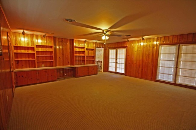 Foto del edificio - 12807 Britt Rd