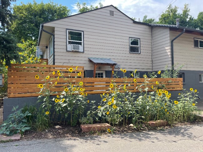 Foto del edificio - 2531 9th St