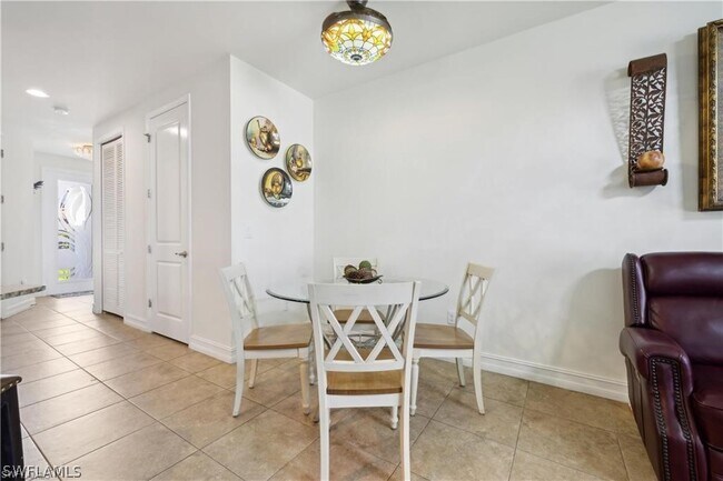 Foto del edificio - 9441 Sardinia Way