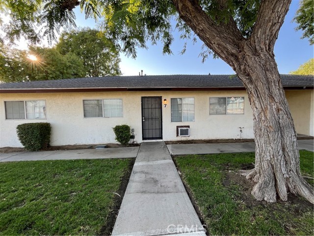 Foto principal - 26098 10th St