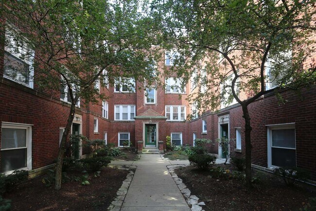 Building Photo - 3213 N Clifton Ave