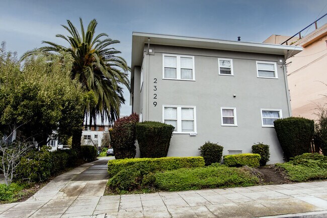 Building Photo - 2329 Parker St