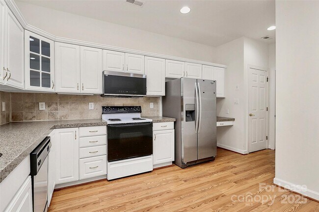 Foto del edificio - 11357 Olde Turnbury Ct