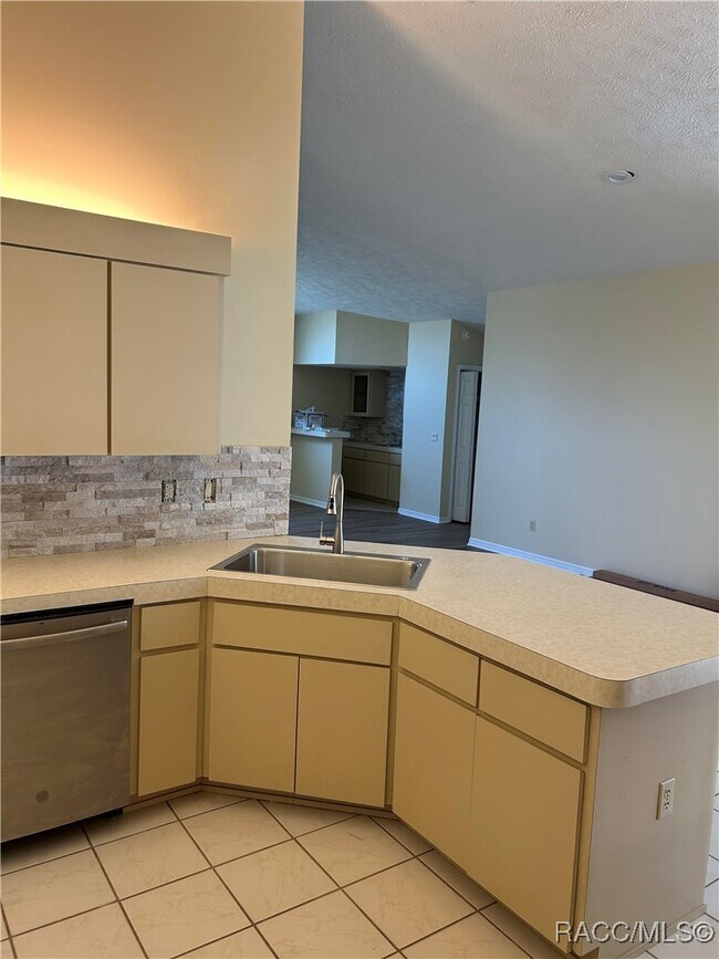 Foto del edificio - 3937 W Featheredge Ct