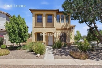Building Photo - 4172 E Santa Fe Ln