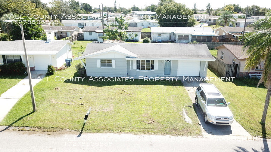 Foto principal - 3540 Kingsbury Dr