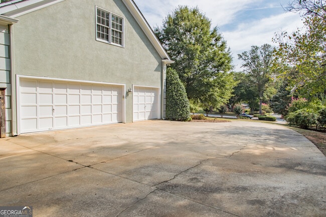 Foto del edificio - 540 Birkdale Dr