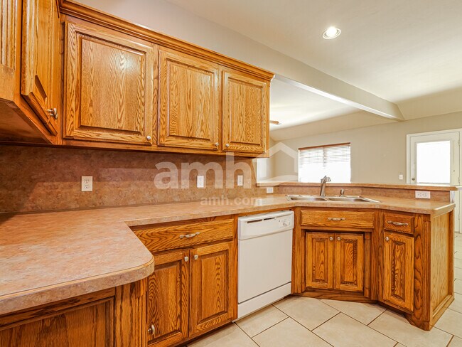 Foto del edificio - 945 Ethan Ln