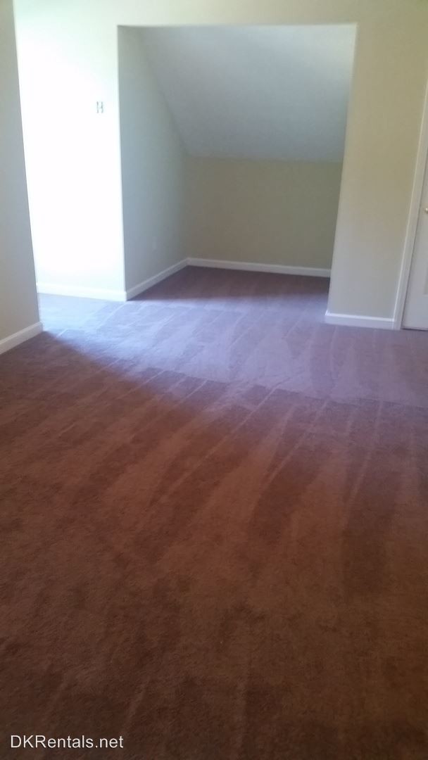 Foto del edificio - 4694 Ernest Dr